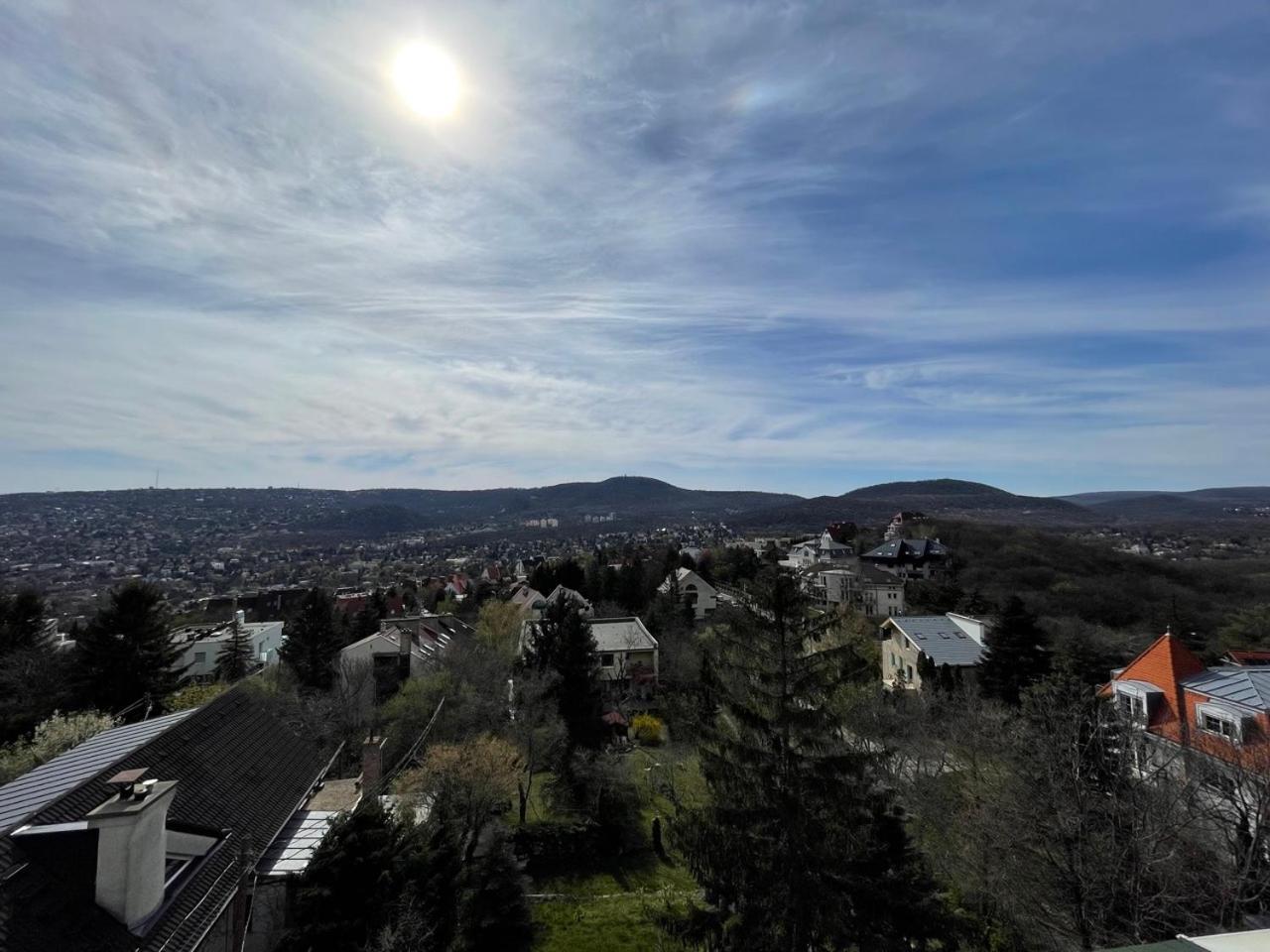 Rustic Cottage & Garden Retreat On Buda Hilltop Budapeszt Zewnętrze zdjęcie